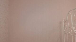 honeyum chaturbate Adorable Shmara pulls clit