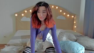 relaxi_girl chaturbate Amazing kralia shows juicy holes