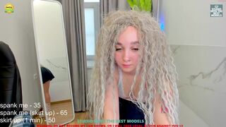 coy_vanessa chaturbate  sticks a toy in the ass