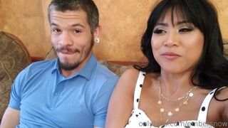 Embersnow onlyfans Brunette in stockings rides sex toy