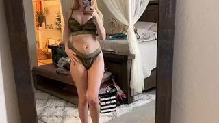 kristenlanae onlyfans Blonde with cool ass shows wide anus