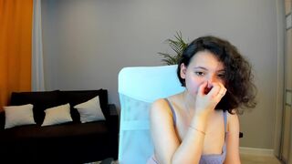 your_lilly_girl chaturbate 17_01_2022 Latest sex show
