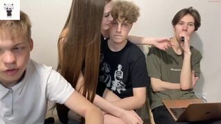 x0m_ka chaturbate The obstinate passion turns a huge ass