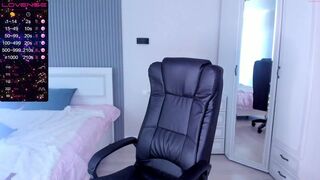 ukrainian_babygirl chaturbate Juicy sluts play with sex toy