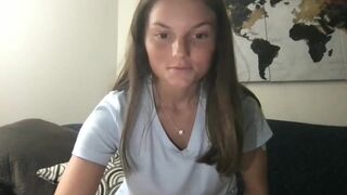 mysneakyshow chaturbate Skinny squirt stretches the vagina