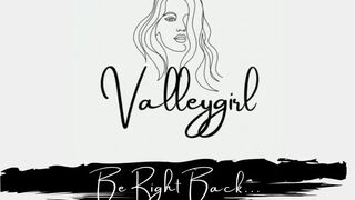 valleygirl4u chaturbate Nude kral masturbates shaved vagina