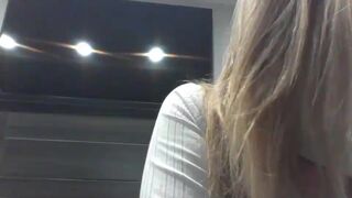 valleygirl4u chaturbate  privat with orgasm