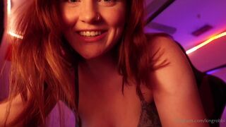 Robbi aka robbiocnl onlyfans Full breasted sterlet caresses shaved cunt