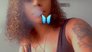 Ari Love aka sweetsexysavagexx onlyfans Tattooed blonde fucks both holes