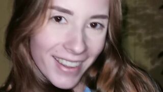 Damania aka damania onlyfans Cute Curva jerks her pussy on people