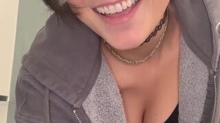 tessafowler onlyfans Vicious lady pulls clit