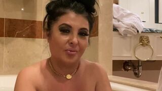 Jaylene Rio aka jaylenerio onlyfans Gentle doll is washing in the shower