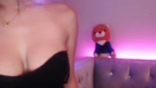 sincityvee gorgeous slut shows big ass