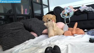 Siswet19 chaturbate Hot slut jerking on her pussy with sex toy