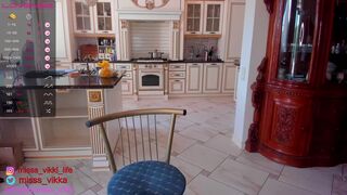 misss_vikki chaturbate Luxurious babe fucks pussy relish