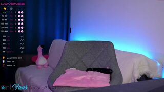 fox_alina chaturbate Gorgeous sex bomb caresses sex lips