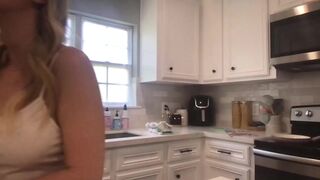 texas_blonde chaturbate Expressive beauty gets sexuality