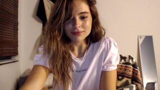 Kendall Tyler chaturbate Skinny girl posing nude