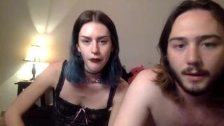 maudesworld chaturbate Pretty babenka bends beautiful tits