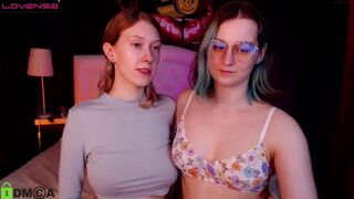 julia_tina chaturbate private show form July-16-2022 year