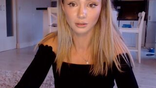yveline chaturbate Impressive girls show pussies