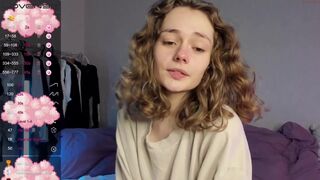 mxxnsxsul chaturbate Cute bitch fucks pussy with phallus