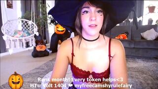 hyrulefairy chaturbate Gorgeous lady masturbates cunt