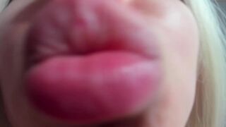 _emotion chaturbate Skinny squirt stretches the vagina