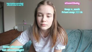 alisonlilbaby chaturbate Luscious Kralia rubs boobs with oil