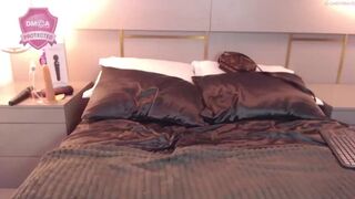 abril__jones chaturbate  cool babe with big tits