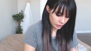 ashlie_lotus chaturbate Naughty queen puts on beautiful tits