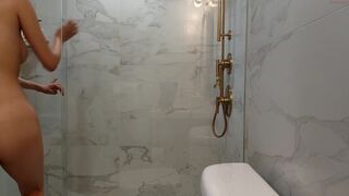 ripped2strip chaturbate Cute bitch shows her body