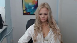 leila_il chaturbate 25 February 2022 webcam masturbation