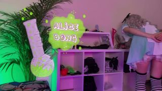 AliceBong manyvids Alice In The Land Of Blowjobs