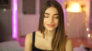 salenastorm chaturbate Luxurious curvy masturbates shaved pussy