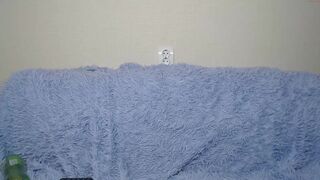 molly_pip chaturbate Big boobed bitch licks dildo