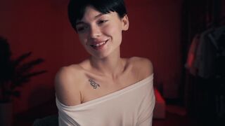 tamagochi_gf chaturbate Bright slut fucks pussy