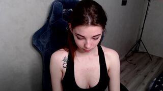 dainty_wilder chaturbate  big tits slut