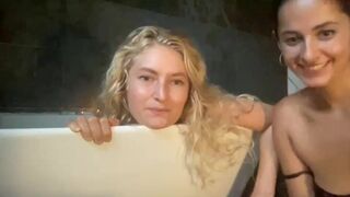 mypussysavestheworld 22-03-2022 performance broadcast