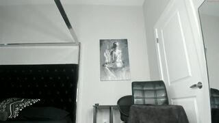 surecakes Juicy babe striptease dances