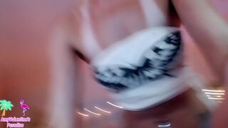 amyvalentine Babe in stockings fingering sex toy