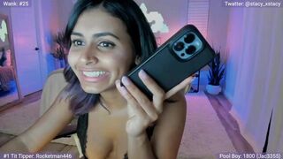 stacy_x3 Cute babe licks dildo