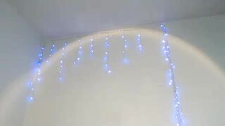 vantabee Skinny bitch straddled phallus