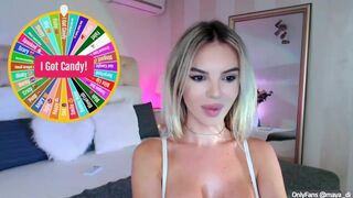 maya_di Appetizing slut furiously shoves vegetables in her cunt