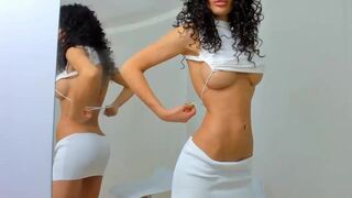 jelisse_j Naughty Curvy Fucks Pussy