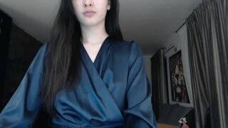 fancyvikki Busty lady masturbates shaved pussy