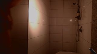 MissAlice_94 ManyVids Voyeur ASMR style Bathroom Routine