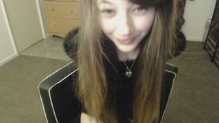 MissAlice_94 ManyVids Late night quiet cum