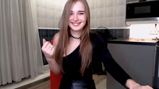 litlle_flowers naughty fat lady is fondling saggy boobs