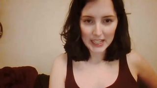 girl_snowwhite cute fucks herself